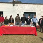 Entrega_de_materiales_y_certificados_en_esquina_(1)