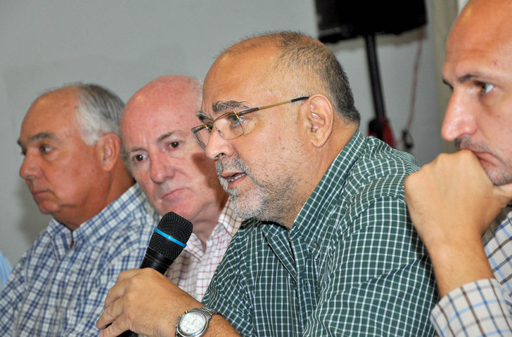 Aprobaci%c3%b3n_proyecto_pacto_correntino_-_regi%c3%b3n_capital_036_(1)
