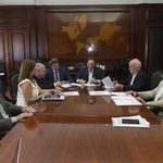 Osella_y_melano_en_la_firma