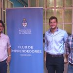 Reuni%c3%b3n_en_el_club_de_emprendedores